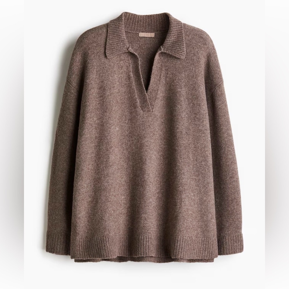 NWT H&M V-Neck finely knit collared jumper